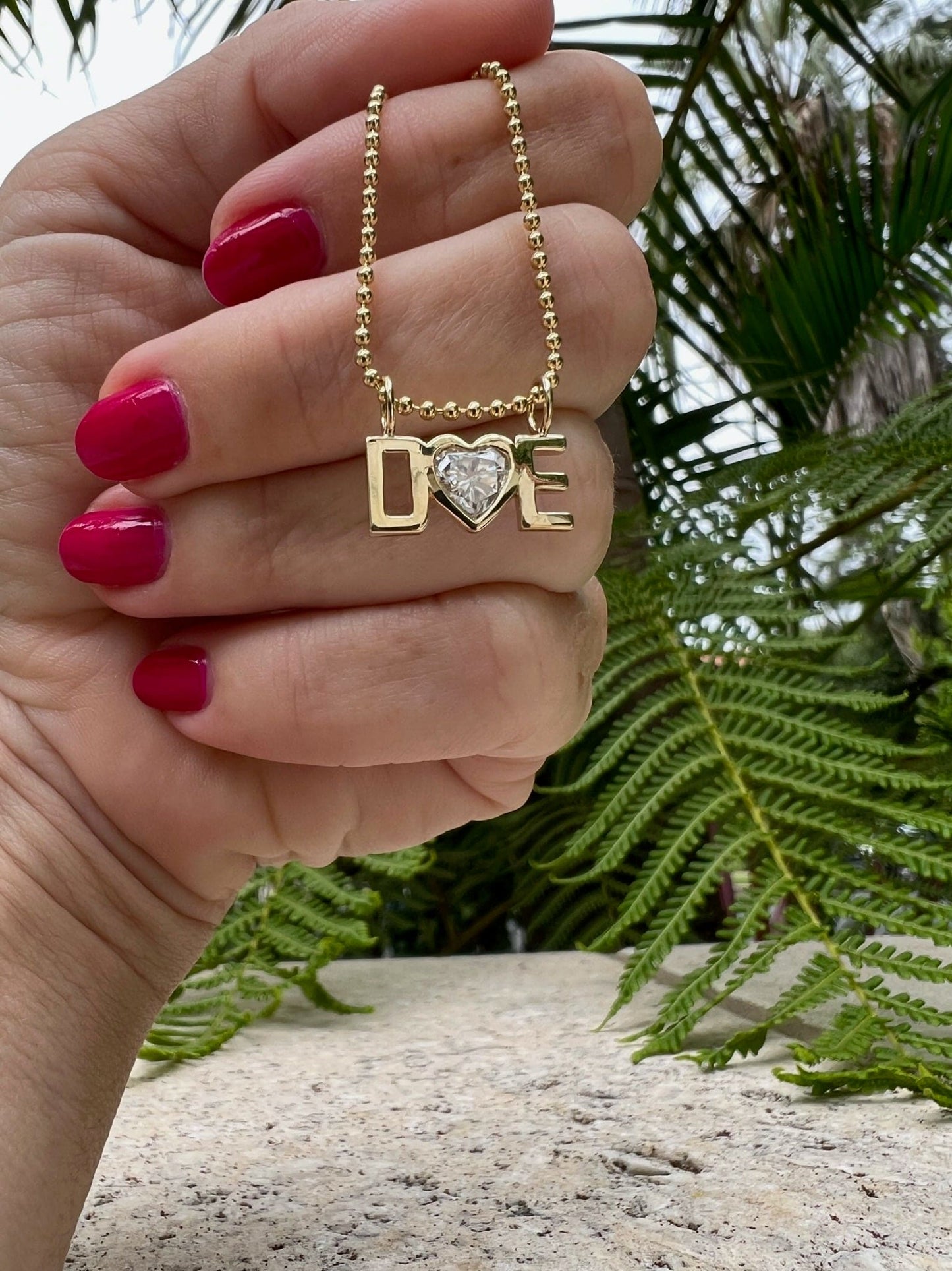 unique heart-shaped diamond set