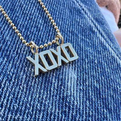 the XOXO Pendant